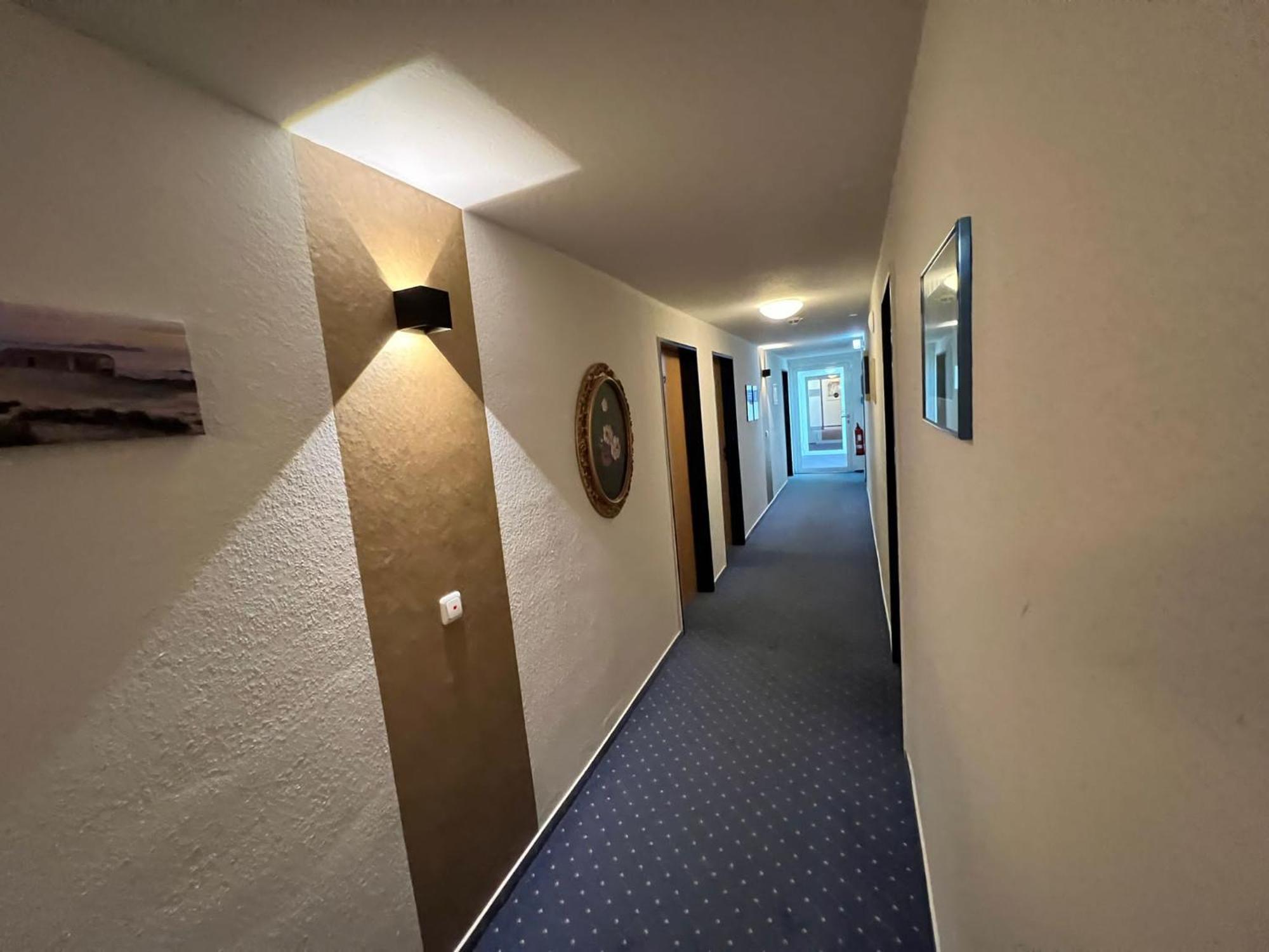 Hotel Am Klieversberg Вольфсбург Экстерьер фото